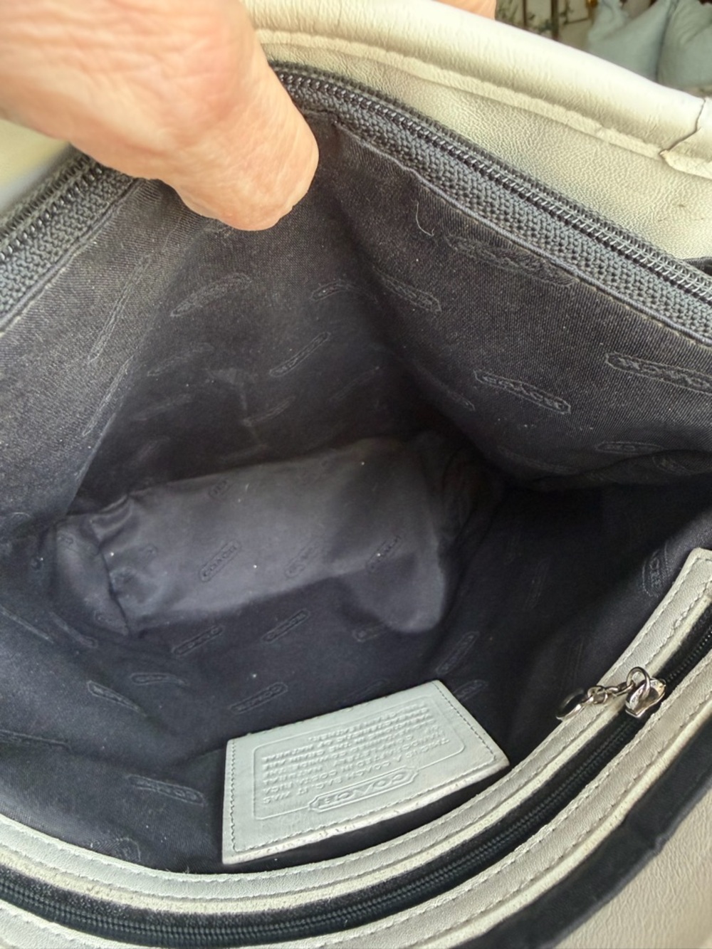 Coach 9077 Leather lunch tote - Picture 8 of 13